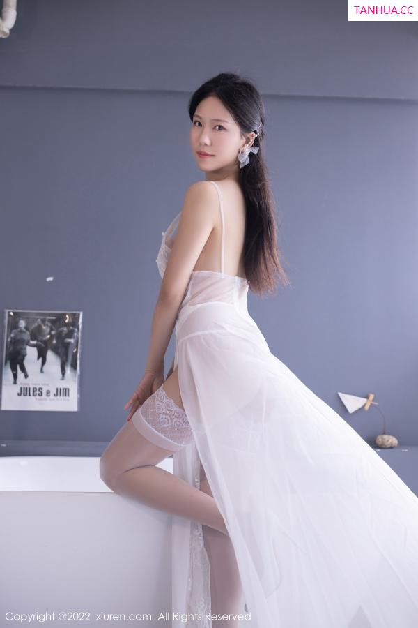 陈若依 抖娘利世 [XiuRen]高清写真图 2022.12.07 No.5965 利世 婚纱美腿第11张图片